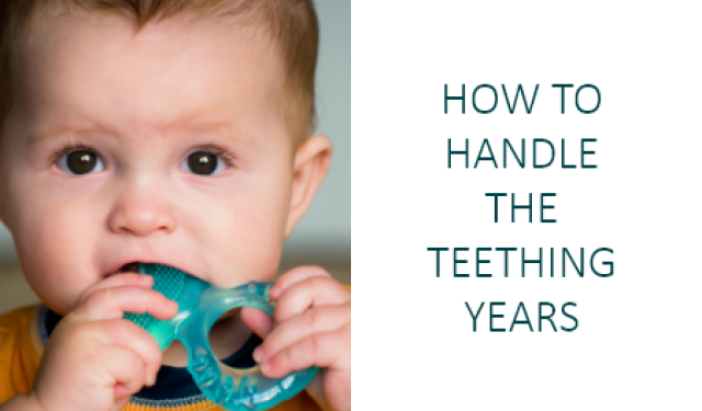 How to handle the teething years (featured image)