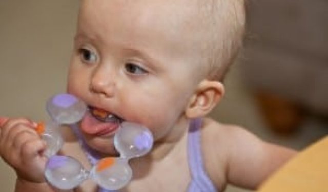 Are Over-The-Counter Teething Remedies Safe? (featured image)