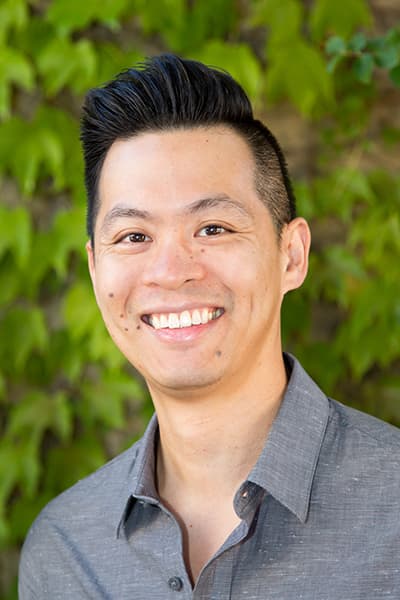 Dr. Chris Lee, DDS